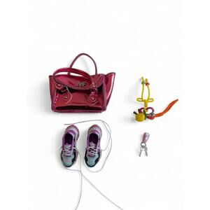 Zuru Mini Brands Fashion Series 4 Pink Metallic Handbag Sneakers Car Keys Charm